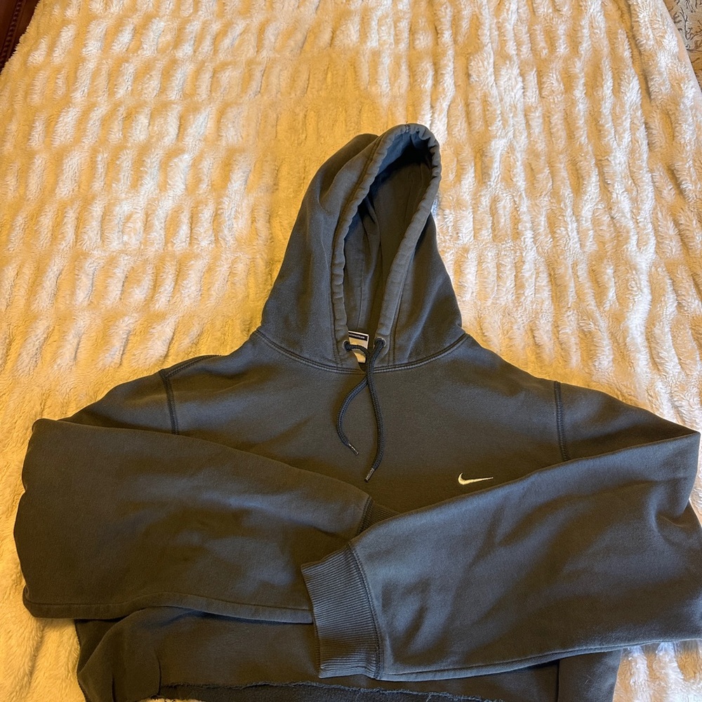 Nike Gray Cropped Hoodie